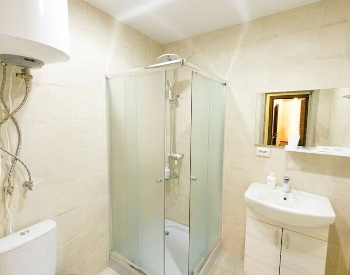 בית מלון כפרי A Rooms