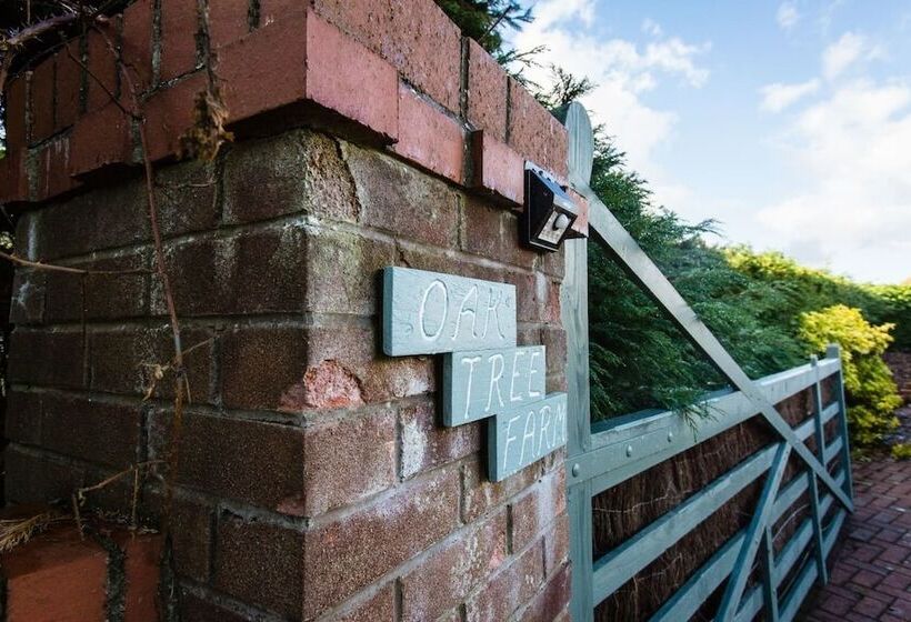 Oakley Country Retreat 1 Bed Garden Free Parking