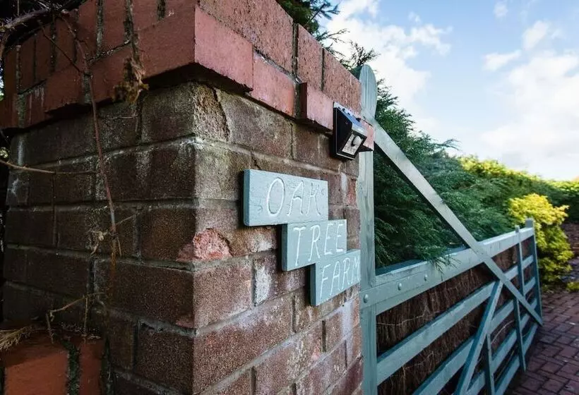 Oakley Country Retreat 1 Bed Garden Free Parking