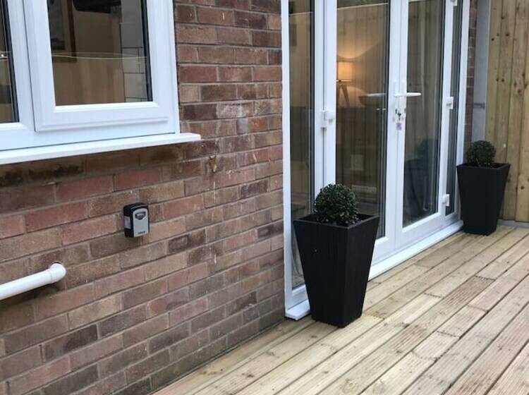 Oakley Country Retreat 1 Bed Garden Free Parking