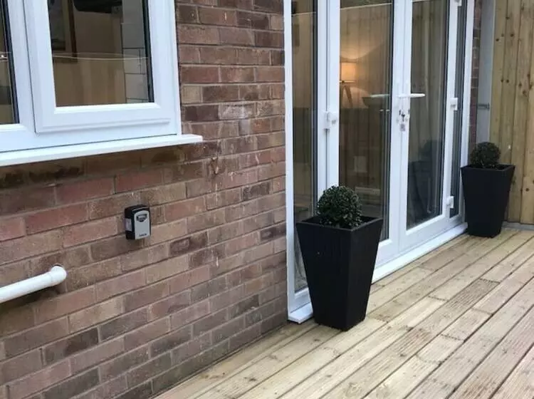 Oakley Country Retreat 1 Bed Garden Free Parking