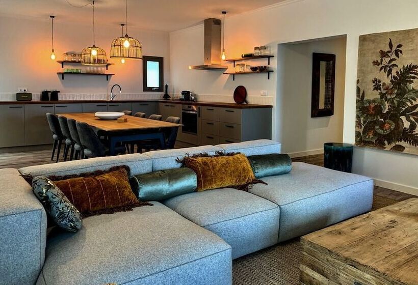 پانسیون Calheta Boutique Houses Adults Only