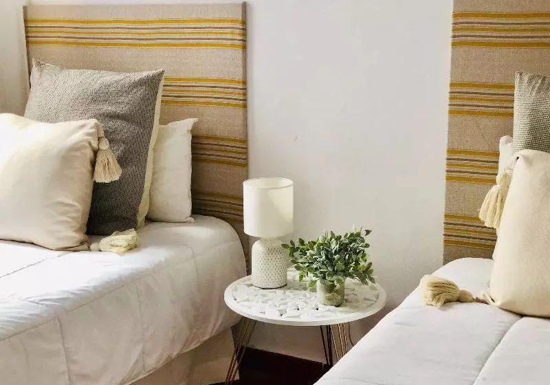 Canaryislandshost L Surf Lanzarote