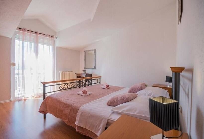 Village House Imotski