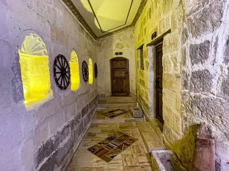هتل Heritage Cave Suites