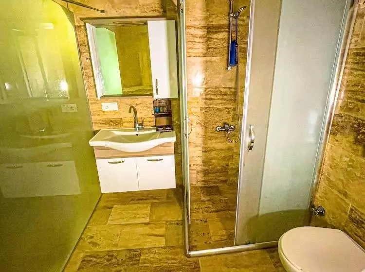 هتل Heritage Cave Suites