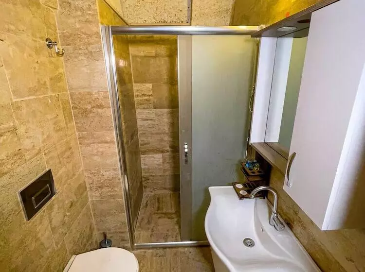 هتل Heritage Cave Suites