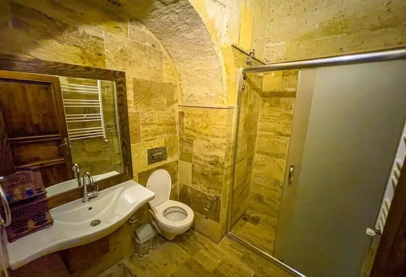 هتل Heritage Cave Suites