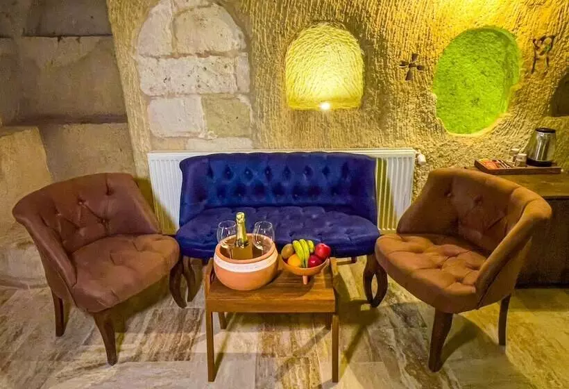 هتل Heritage Cave Suites