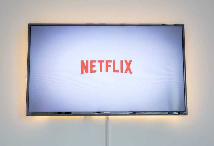 Business Apartment Mit Blick Auf Die Skyline Von Essen