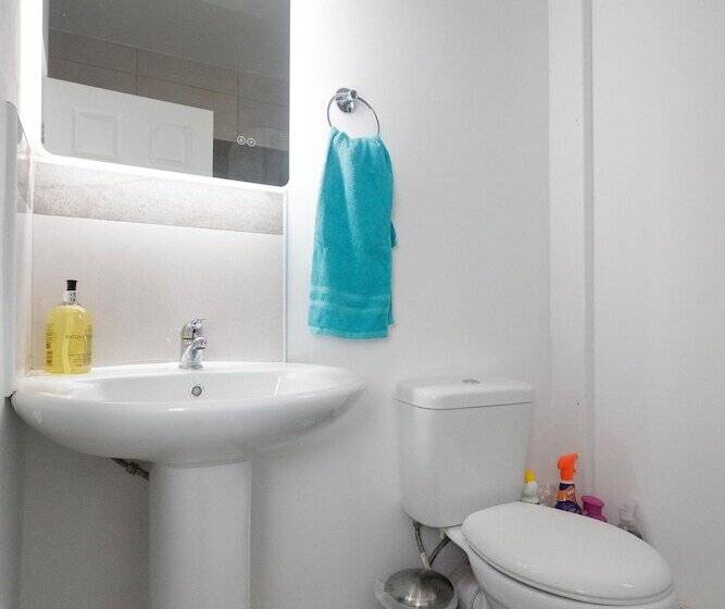 Towler House Apartments 6 Beds In 3 Bedrooms