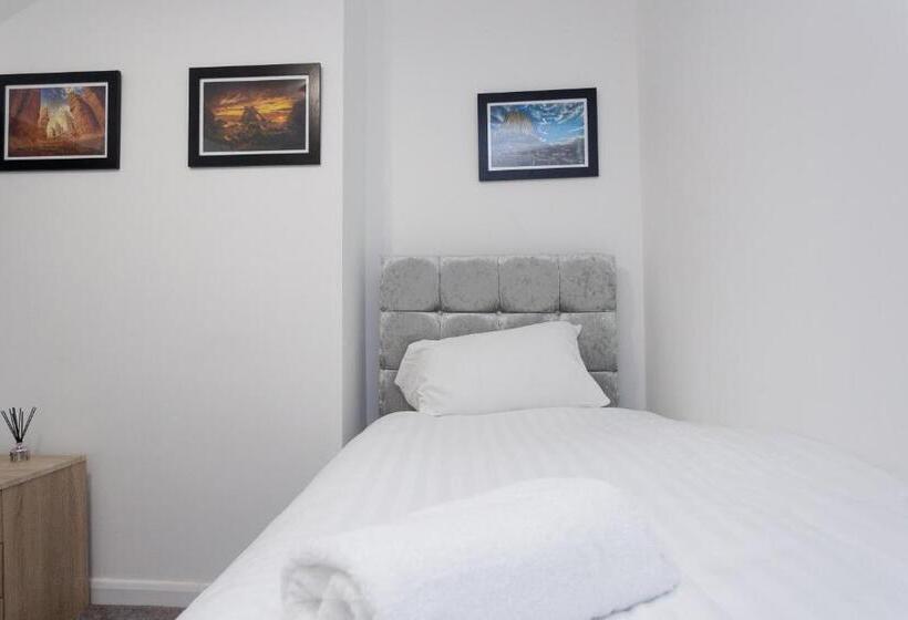 Towler House Apartments 6 Beds In 3 Bedrooms