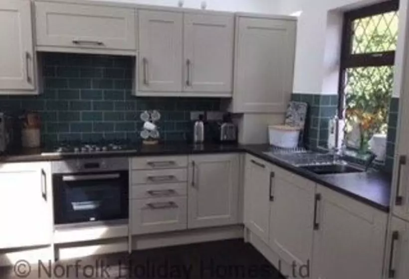 Willow Cottage  Lovely, Near Sandringham