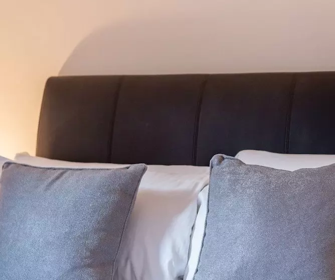 Achaniar Cottage  Central St Andrews