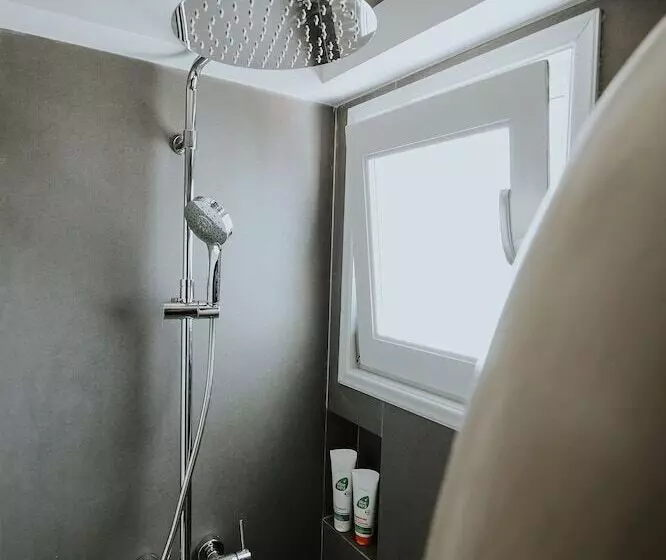 Amorgis Seaside Villa