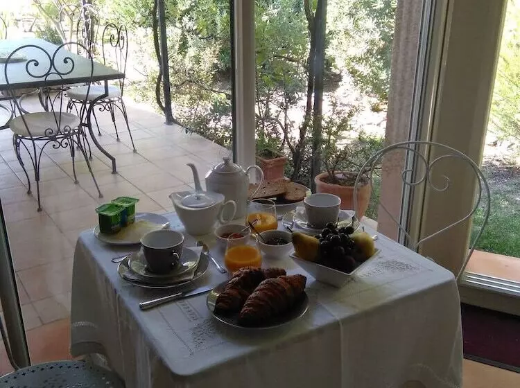 Bed and Breakfast Escale De Charme