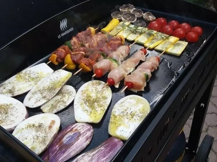 ベッドアンドブレックファースト Maison Blanche