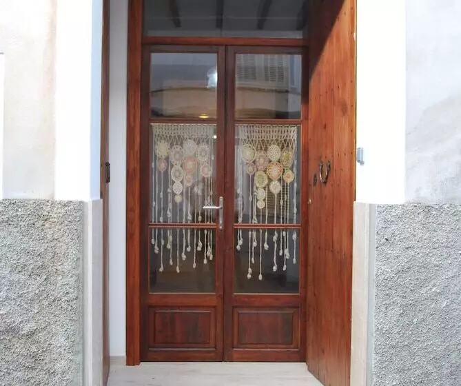 Can Moranta By Localite