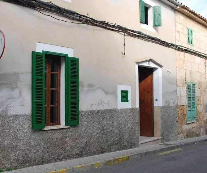 Can Moranta By Localite