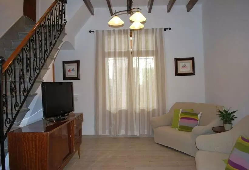 Can Moranta By Localite