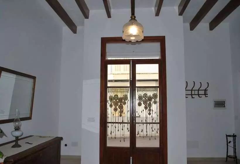 Can Moranta By Localite