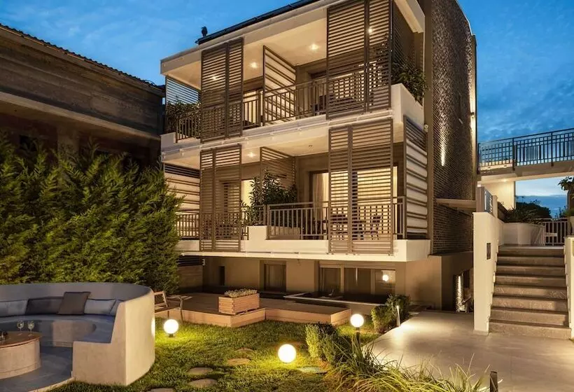 Eco Green Residences & Suites