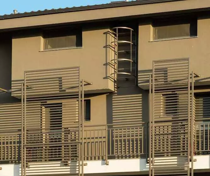 Eco Green Residences & Suites