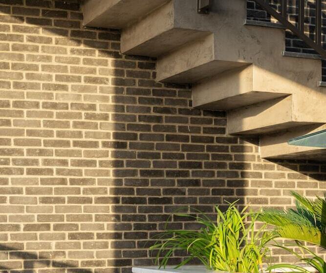 Eco Green Residences & Suites