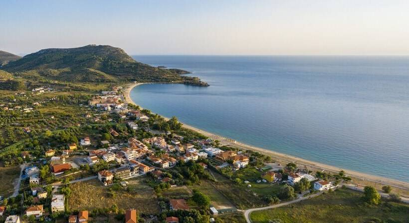 Eco Green Residences & Suites