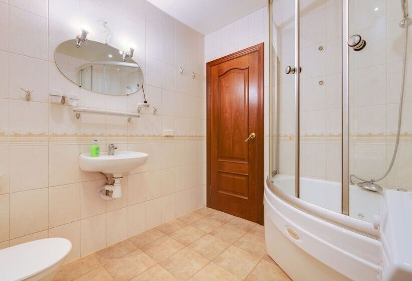 Heart Of The City Apart. L11