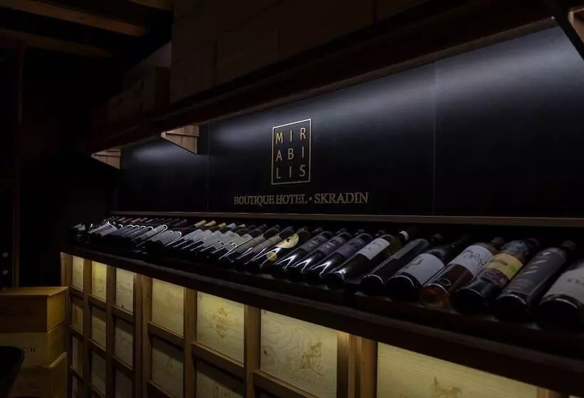 Majatalo Boutique Rooms Mirabilis