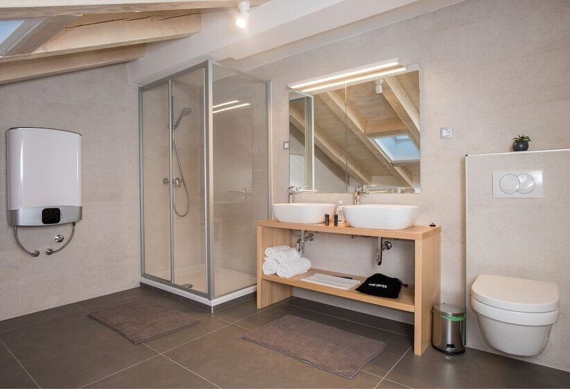 膳宿费 Boutique Rooms Mirabilis