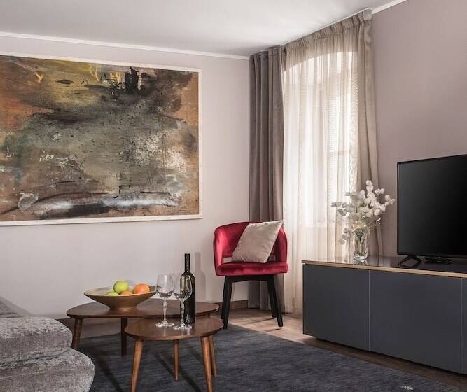 膳宿费 Boutique Rooms Mirabilis