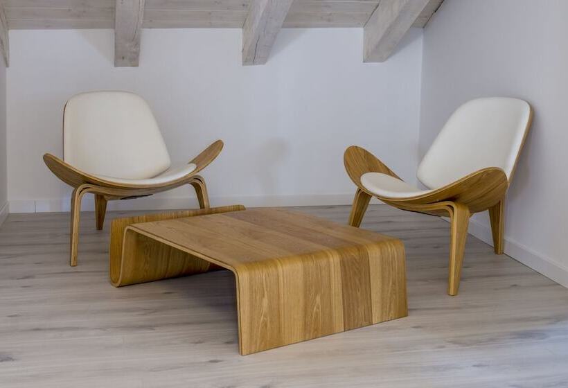 膳宿费 Boutique Rooms Mirabilis