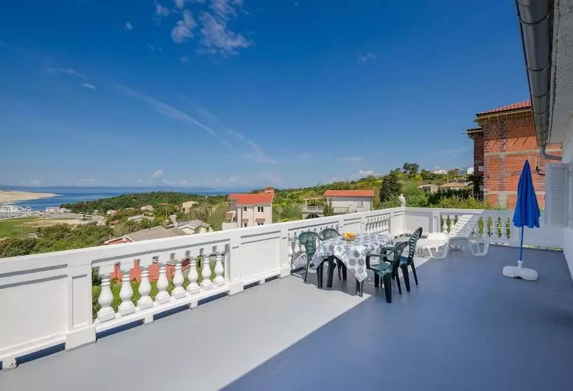 Apartment Bigterrace