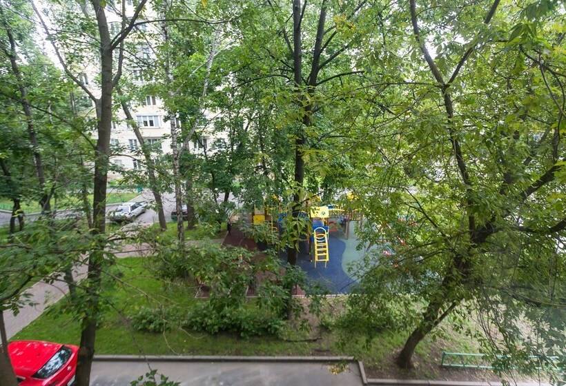 Apartment On Perunovskiy 4 10