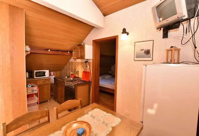 Apartments 2m