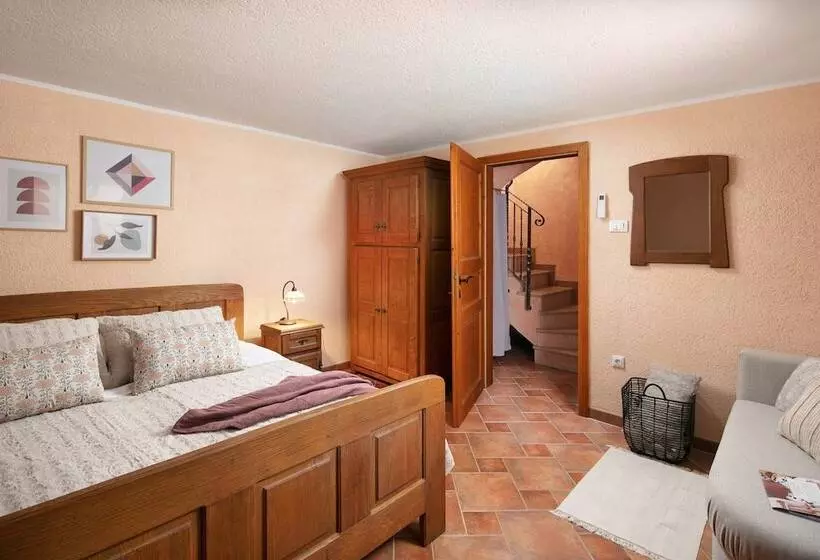 Apartments Valter 881