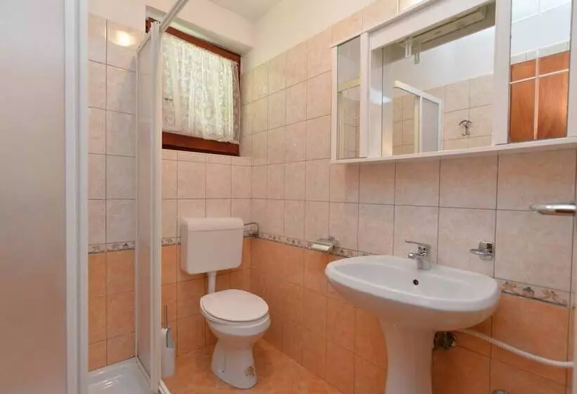 Apartments Valter 881