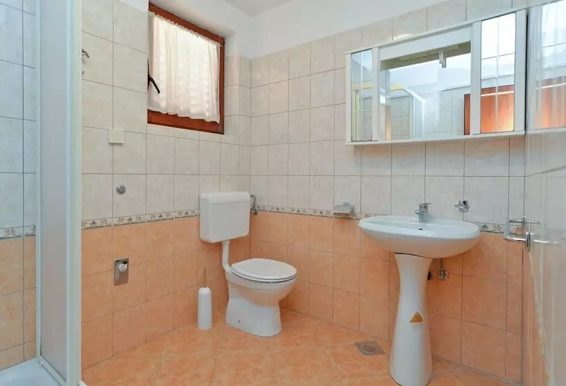 Apartments Valter 881