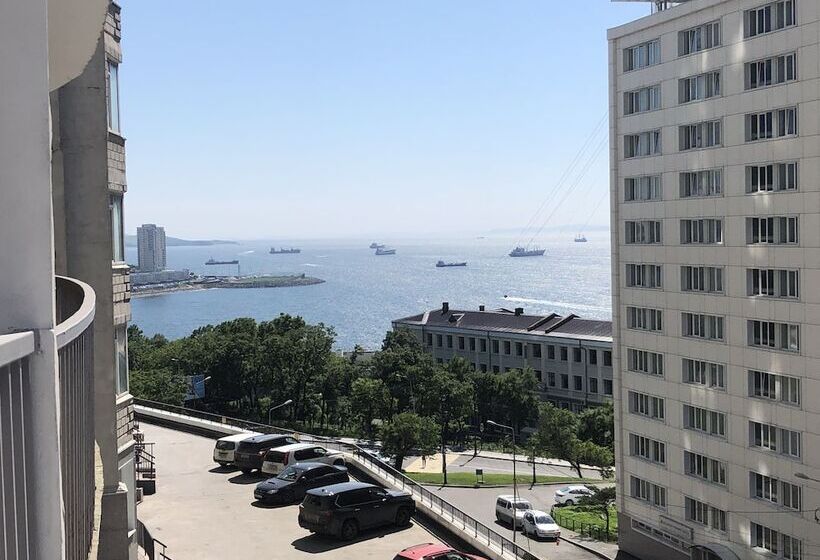 Central Bay Studios. 7min Station, Arbat Street