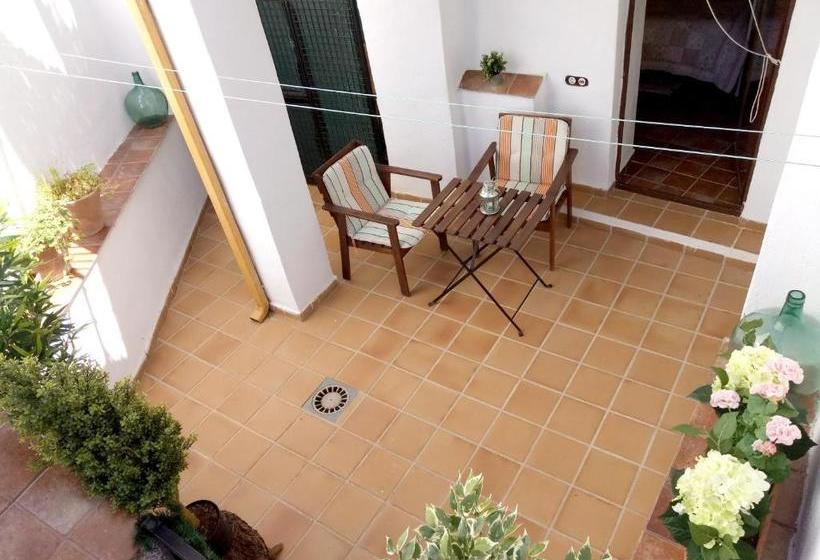 Spacious House In Hornos With Mountain View