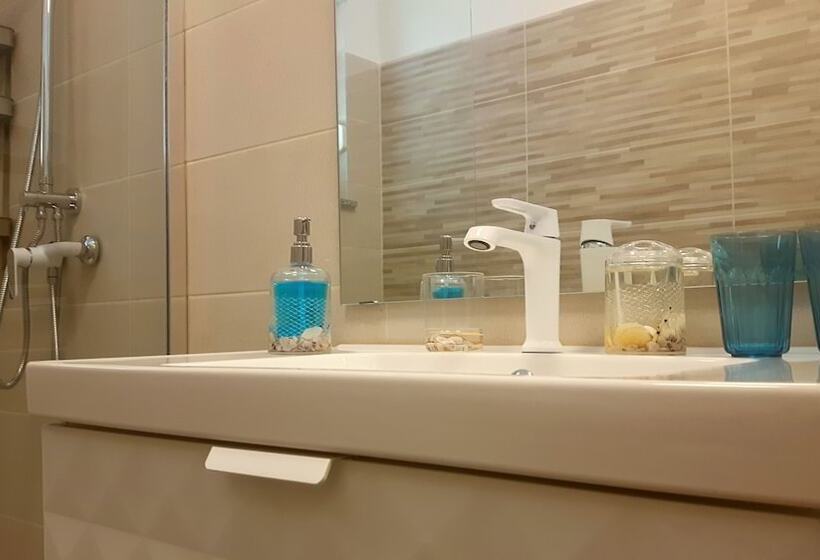 ペンション Apartments And Rooms Danijel