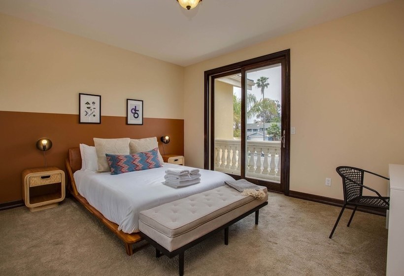 Stunning 5br/3.5ba House In La Jolla