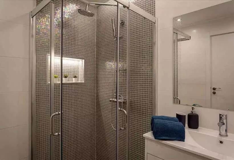 Vicky Rae Beach House