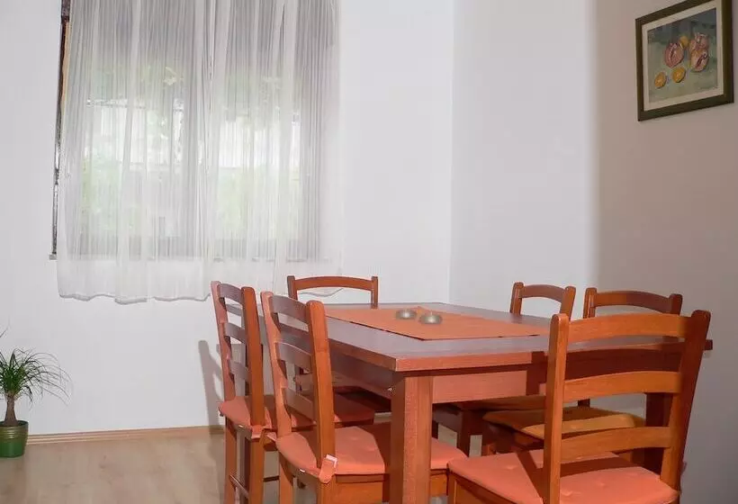 Apartments Amari