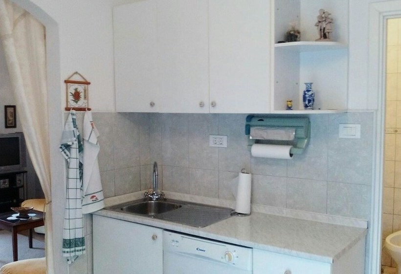 Apartments Jagoda / Splitska/ A1 Two Bedrooms