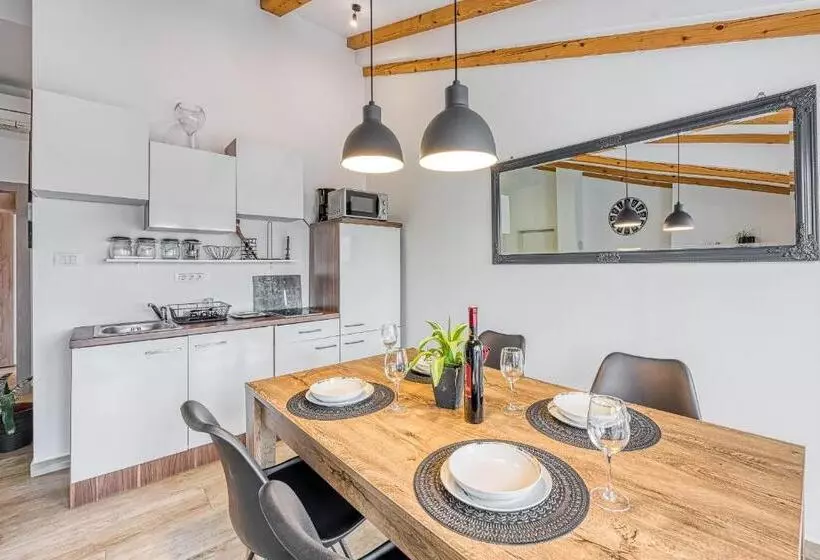 Apartments Mirjana Medulin