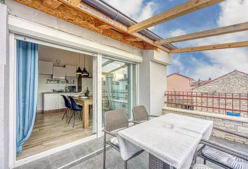 Apartments Mirjana Medulin