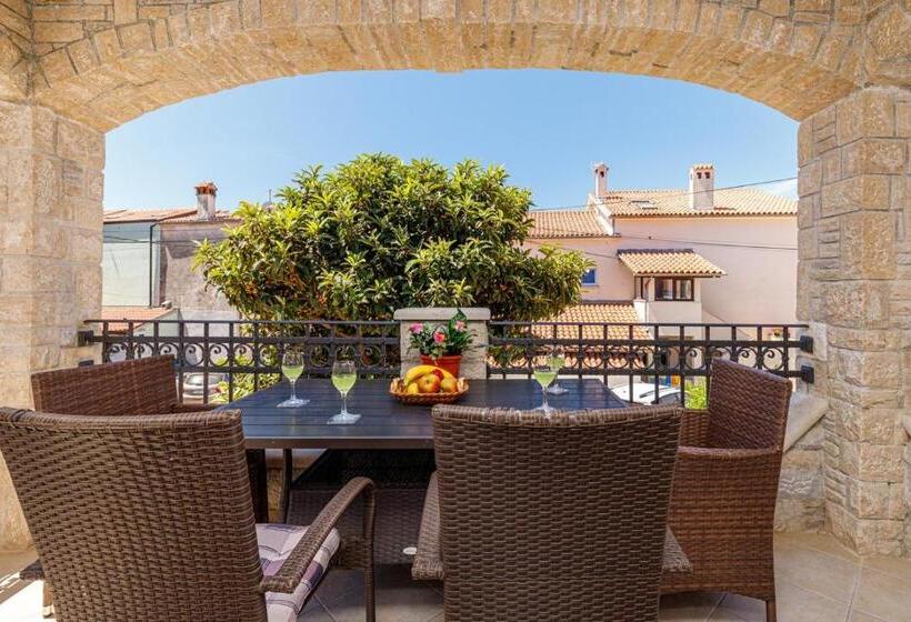 Apartments Mirjana Medulin